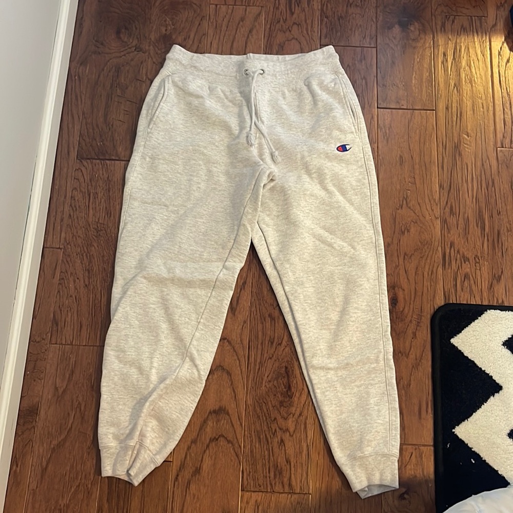Light grey sweatpants
